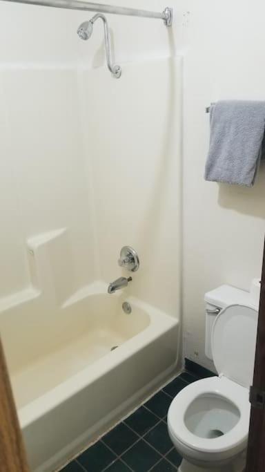 Osu 2 Queen Beds Hotel Room 230 Wi-Fi Stillwater Extérieur photo